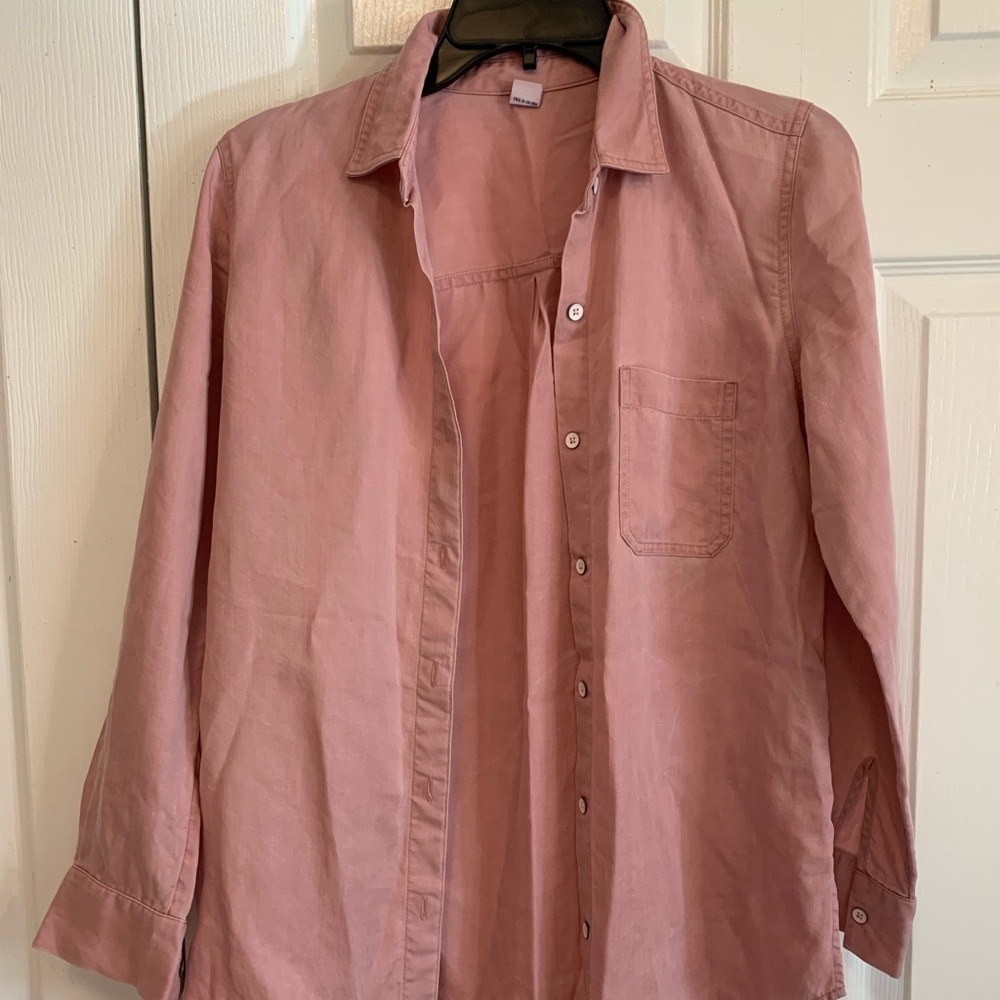 Old navy button down top